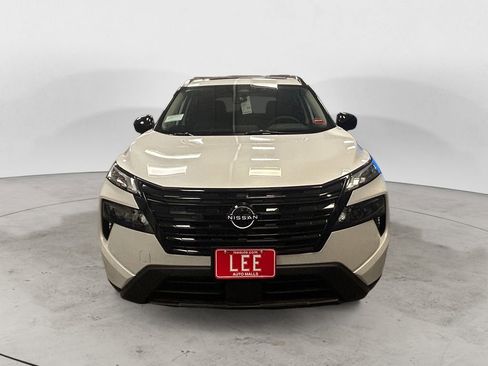 New 2026 Nissan Rogue SV AWD/4WD image 8