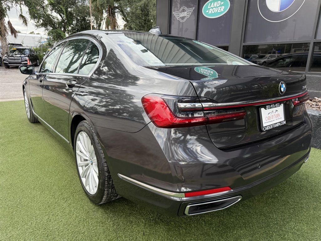 Used 2022 BMW 740i RWD image 4
