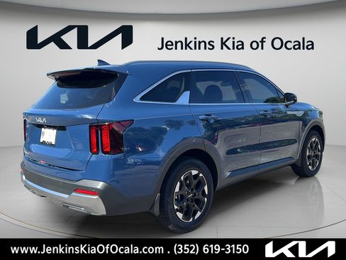 New 2026 Kia Sorento S w/ S Panoramic Sunroof Package FWD image 3