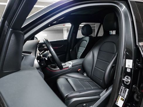 Used 2022 Mercedes-Benz GLC 300 4MATIC image 19