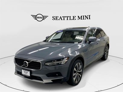 Used 2022 Volvo V90 B6 Cross Country w/ Advanced Package