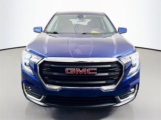 Used 2022 GMC Terrain SLE video 2