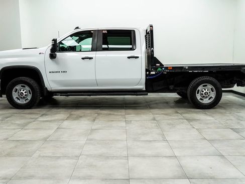 Used 2024 Chevrolet Silverado 2500 W/T w/ WT Convenience Package AWD/4WD image 8