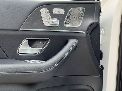 Certified 2023 Mercedes-Benz GLS 450 4MATIC image 47