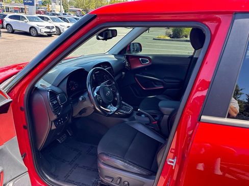 Used 2020 Kia Soul GT-Line Turbo FWD image 13