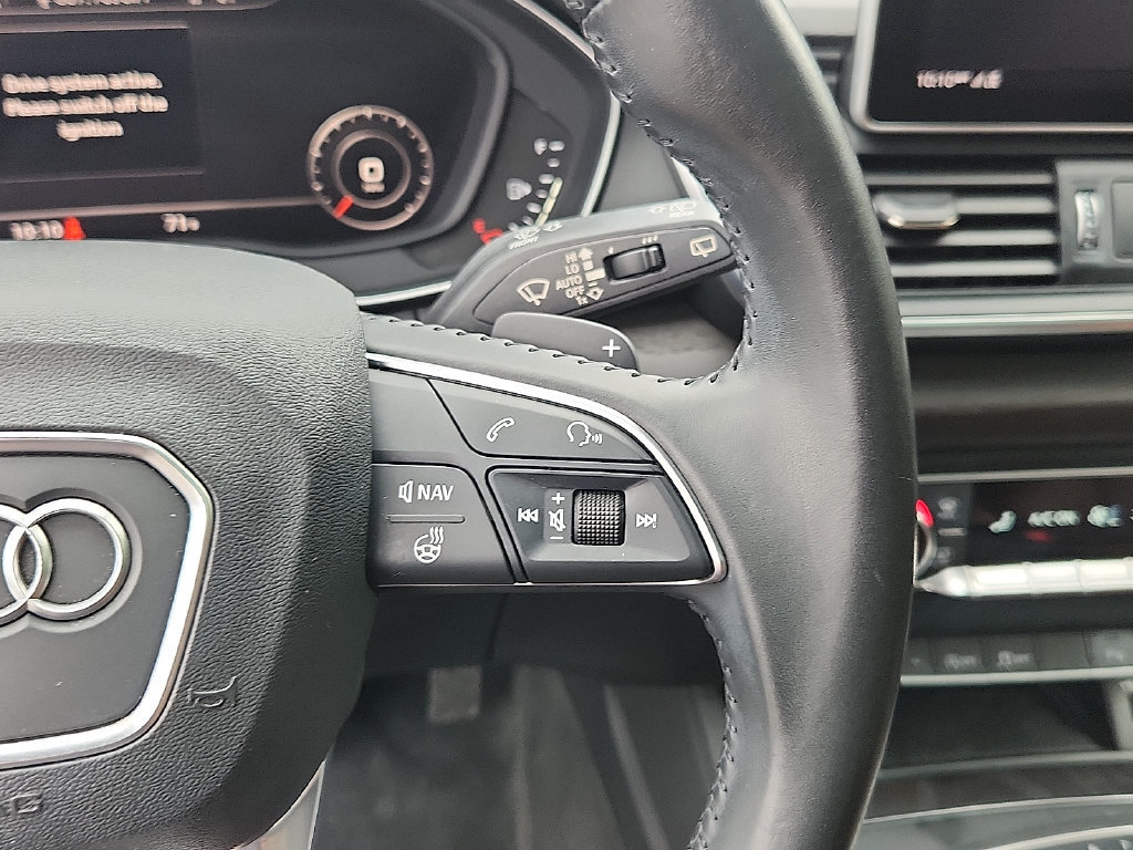 Used 2020 Audi Q5 Premium w/ Premium Plus Package AWD/4WD image 22
