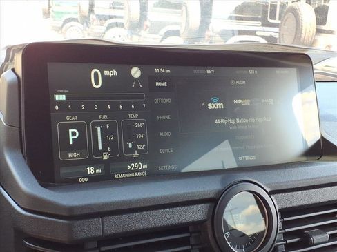 Used 2024 INEOS Grenadier AWD/4WD image 9