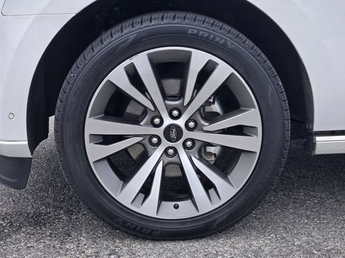 Certified 2020 Ford Expedition Platinum RWD image 10