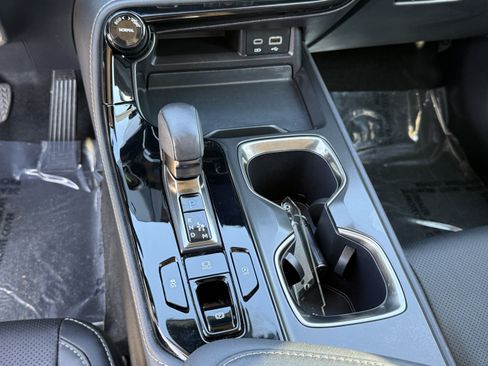Certified 2025 Lexus NX 250 FWD w/ Premium Package image 26