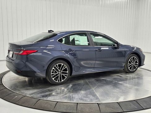 New 2026 Toyota Camry XLE image 5