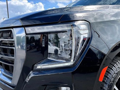 Used 2024 GMC Yukon AT4 w/ AT4 Premium Package AWD/4WD image 33