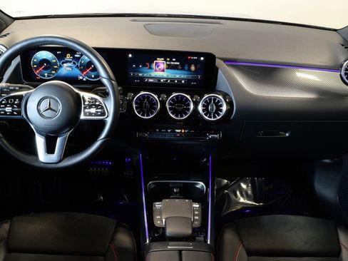 Used 2023 Mercedes-Benz GLA 250 4MATIC image 14