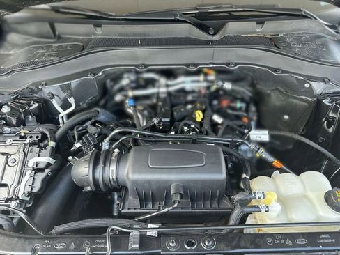 Certified 2023 Ford Explorer XLT w/ Equipment Group 202A RWD image 29