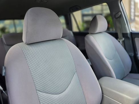 Used 2006 Toyota RAV4 2WD image 17