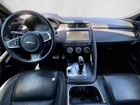 Used 2018 Jaguar E-PACE R-Dynamic SE AWD/4WD image 16