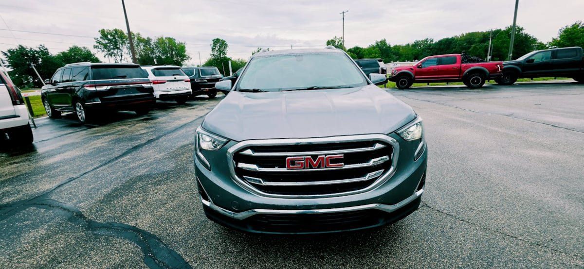 Used 2018 GMC Terrain SLT w/ Preferred Package FWD image 8