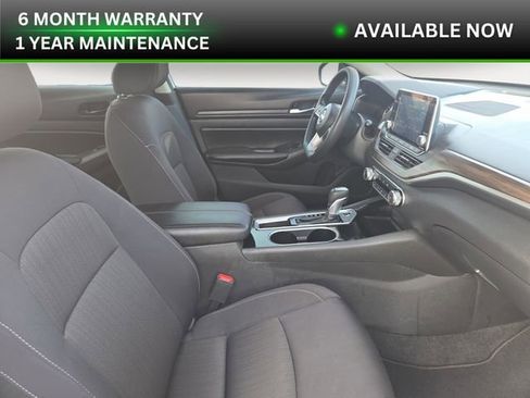Used 2024 Nissan Altima 2.5 SV image 15