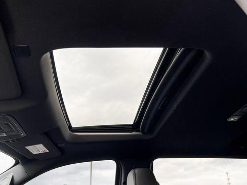 Used 2023 Chevrolet Silverado 2500 High Country image 7