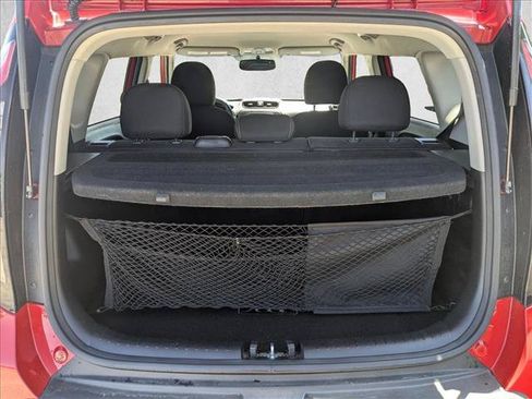 Used 2015 Kia Soul + FWD image 6