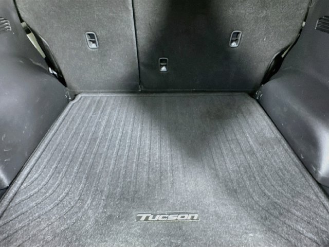 Used 2025 Hyundai Tucson Limited FWD image 31