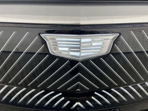 Used 2024 Cadillac Lyriq Tech RWD image 32