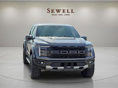 Used 2025 Ford F150 Raptor AWD/4WD image 7