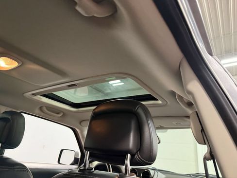 Used 2017 Jeep Patriot High Altitude AWD/4WD image 69