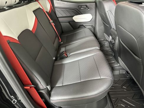 New 2025 GMC Canyon AT4 w/ AT4X Package image 13