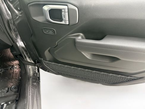 Used 2024 Jeep Wrangler Sport S w/ Convenience Group image 29