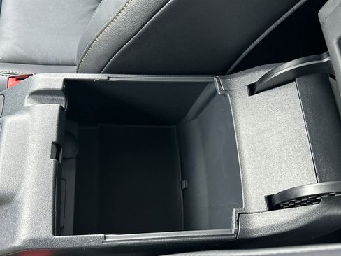 New 2025 Ford Bronco Badlands image 60