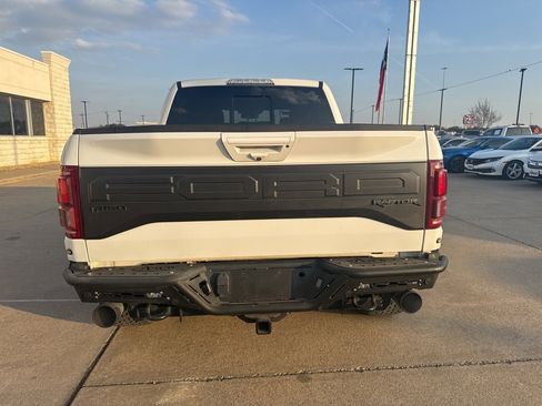 Used 2018 Ford F150 Raptor w/ Equipment Group 802A Luxury image 7