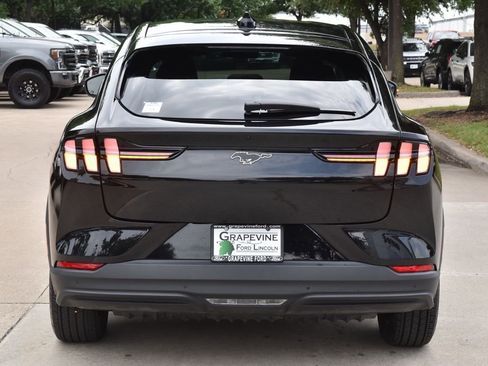 Certified 2025 Ford Mustang Mach-E Select w/ Comfort Package Lite AWD/4WD image 9