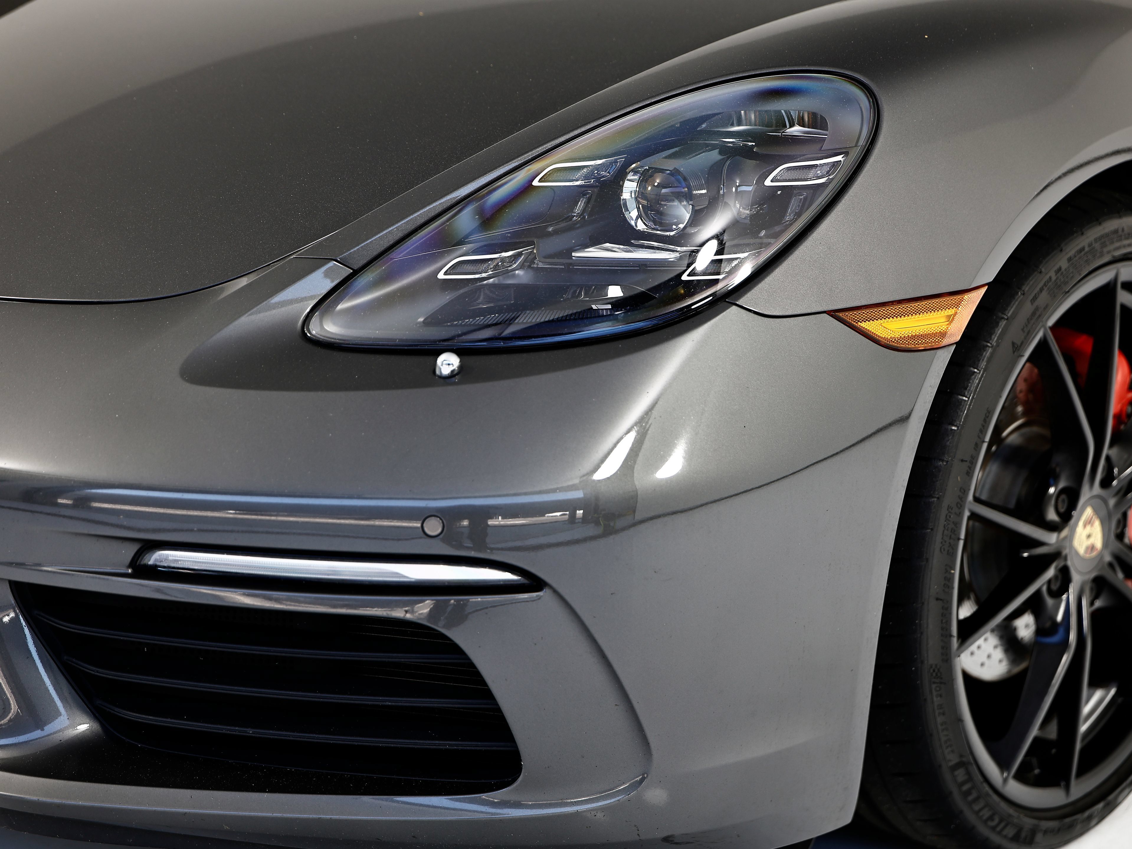 Used 2018 Porsche 718 Cayman S RWD image 9