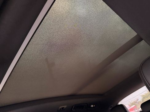 Used 2016 Porsche Macan S w/ Premium Package Plus image 35