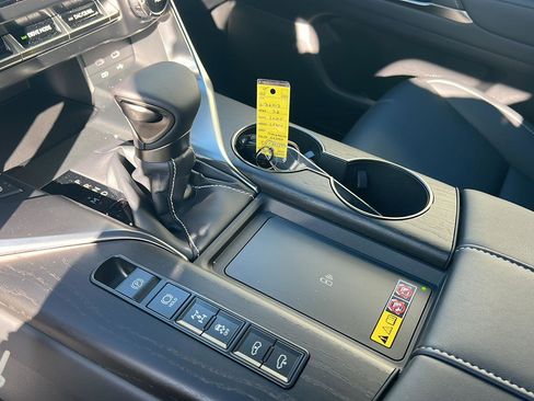 New 2026 Lexus LX 600 4WD w/ Luxury Package image 30