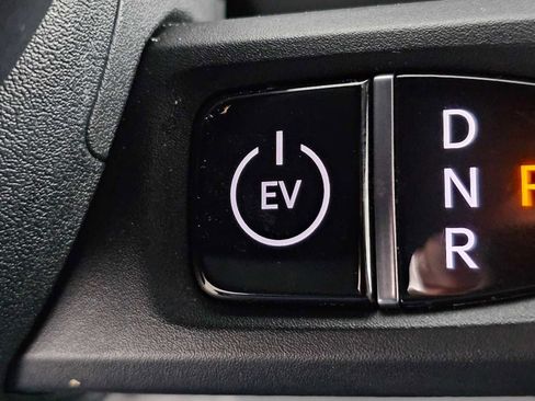 Used 2024 Kia EV9 Wind image 29