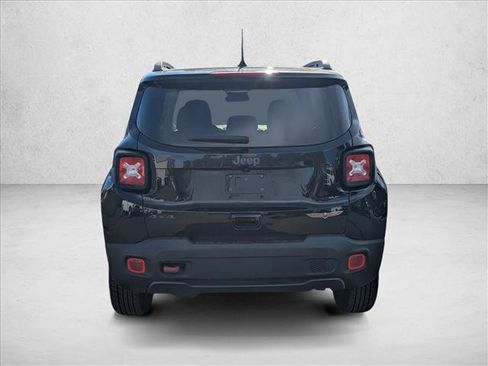 Used 2020 Jeep Renegade Trailhawk w/ Cold Weather Group image 6