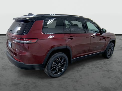 New 2025 Jeep Grand Cherokee L Limited image 4