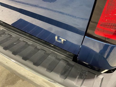 Used 2017 Chevrolet Silverado 1500 LT w/ All Star Edition image 10