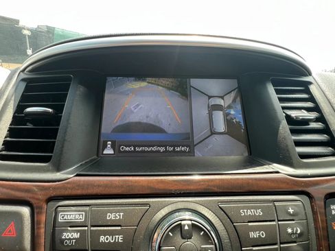 Used 2015 Nissan Pathfinder Platinum w/ Cargo Package FWD image 18