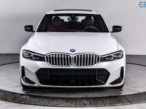 Used 2025 BMW 330i xDrive Sedan w/ M Sport Package image 8