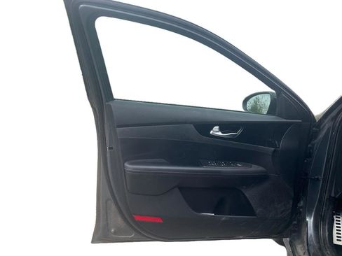 Used 2024 Kia Forte GT FWD image 7
