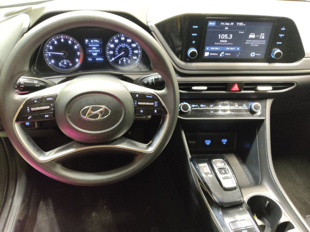 Used 2023 Hyundai Sonata SE w/ Preferred Accessory Package FWD image 22