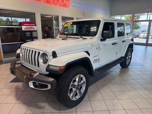 Used 2021 Jeep Wrangler Unlimited Sahara AWD/4WD image 8