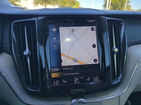 Used 2018 Volvo XC60 T8 Inscription w/ Advanced Package image 29