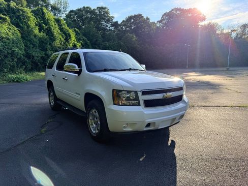 Used 2013 Chevrolet Tahoe LT AWD/4WD image 9