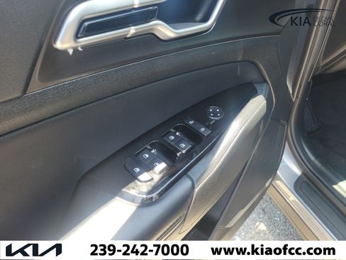 Certified 2023 Kia Sportage EX FWD image 25