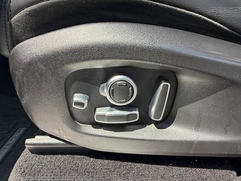 Used 2020 Land Rover Range Rover Sport SVR AWD/4WD image 20