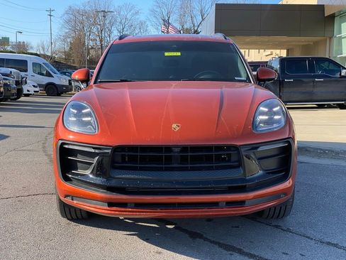 Used 2022 Porsche Macan Base image 2