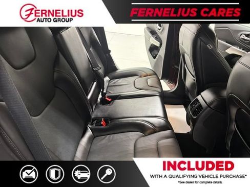 Used 2021 Jeep Cherokee Latitude Lux 80th Anniv w/ Quick Order Package 26U 80TH AWD/4WD image 25